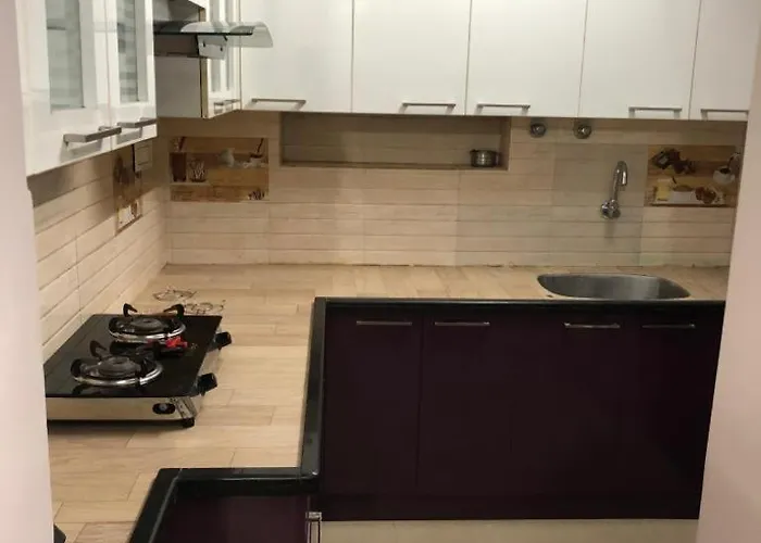 Avvairam Service Apartment - C9